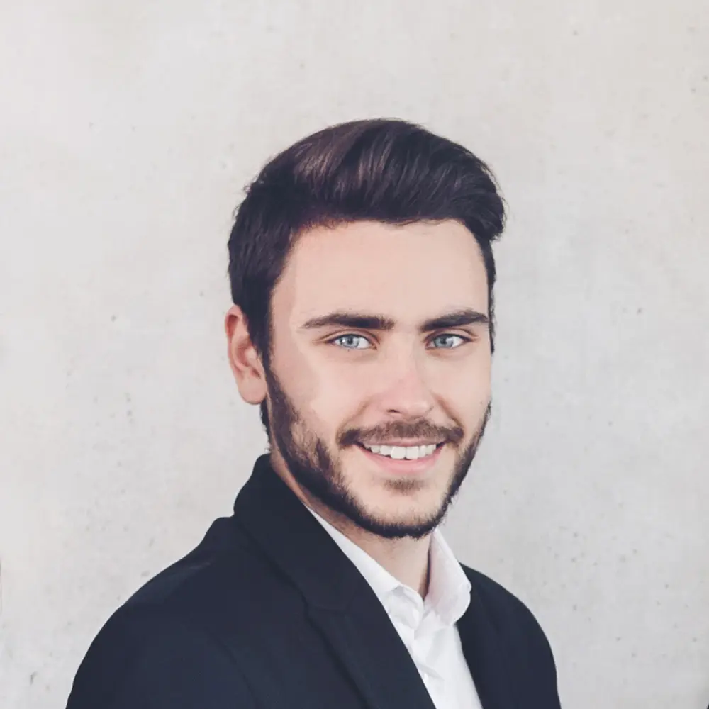 James R., Manchester